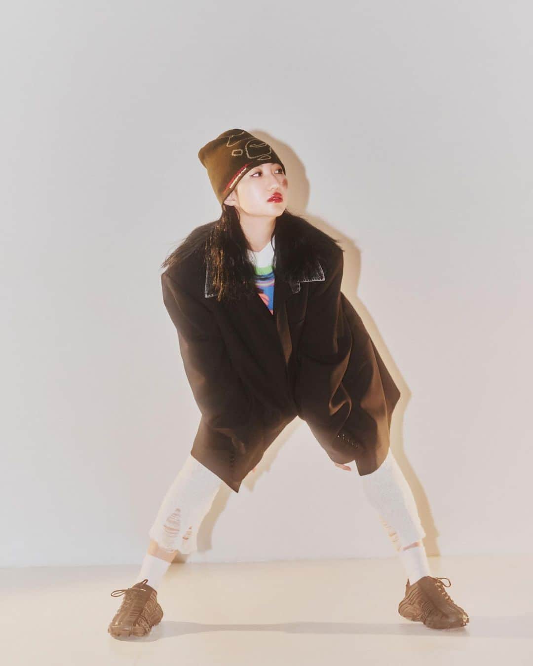 のインスタグラム：「365 anniversary @nylonjapan   🧴🛞🧤  4.29 真夜中はZERO TOKYOで行われるNYLON のパーティーに出演します。❤︎🐾ｷﾞｬﾙ」