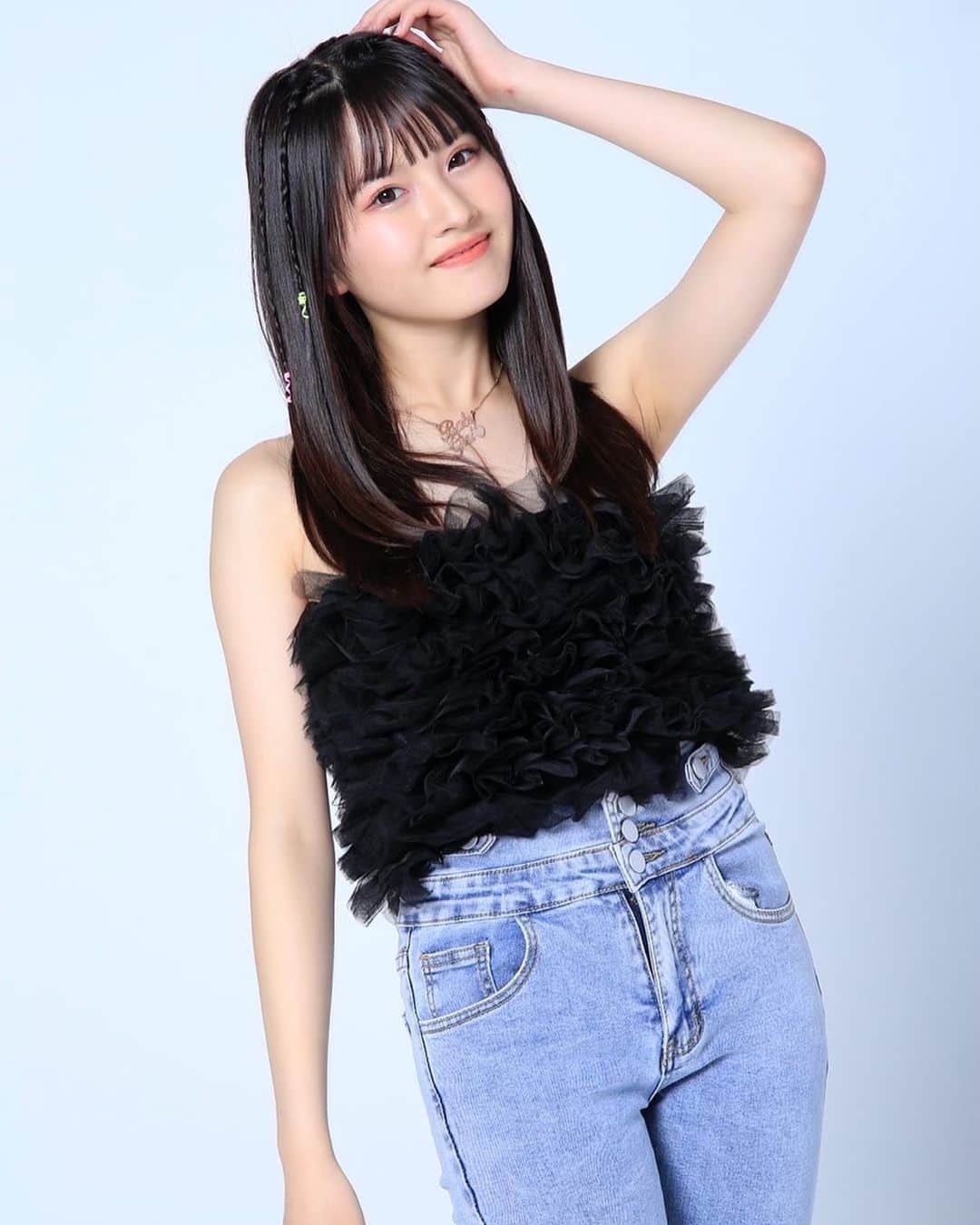工藤咲姫のインスタグラム：「ꫛꫀꪝ✧‧˚𝙨𝙖𝙠𝙞🌈💖  スタイリストさんが選んでくれた衣装✨ とっても素敵で嬉しい！！💓 ヘアとメイクはヘアメイクさんの出来上がってるイメージで♡カメラマンさんもスタッフさんもとっても優しくて撮影の雰囲気すごく良くて楽しかったです🥰 皆さんありがとうございました👏🏻💕   #カメラテスト  #撮影  #雑誌  #オーディション  #gianna  #モデル  #ファッションモデル  #モデルになりたい  #夢  #夢叶える  #ありがとうございます  #感謝  #jk  #fjk  #工藤咲姫」
