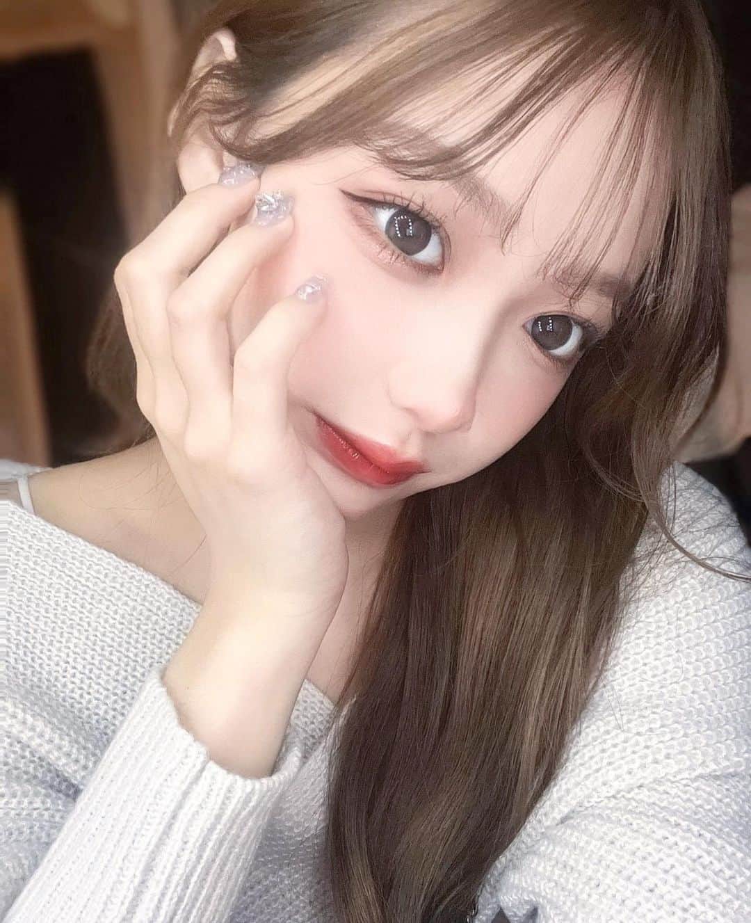 白川れなのインスタグラム：「黒コンにハマった👽🖤🌙⁡ ⁡ ⁡ ⁡ ⁡ ⁡ ⁡ ⁡ ⁡ #エクステ #ミルクティーベージュ #韓国メイク#fashion #portrait #selfie #随手拍 #網美 #셀카 #패션 #데이트」