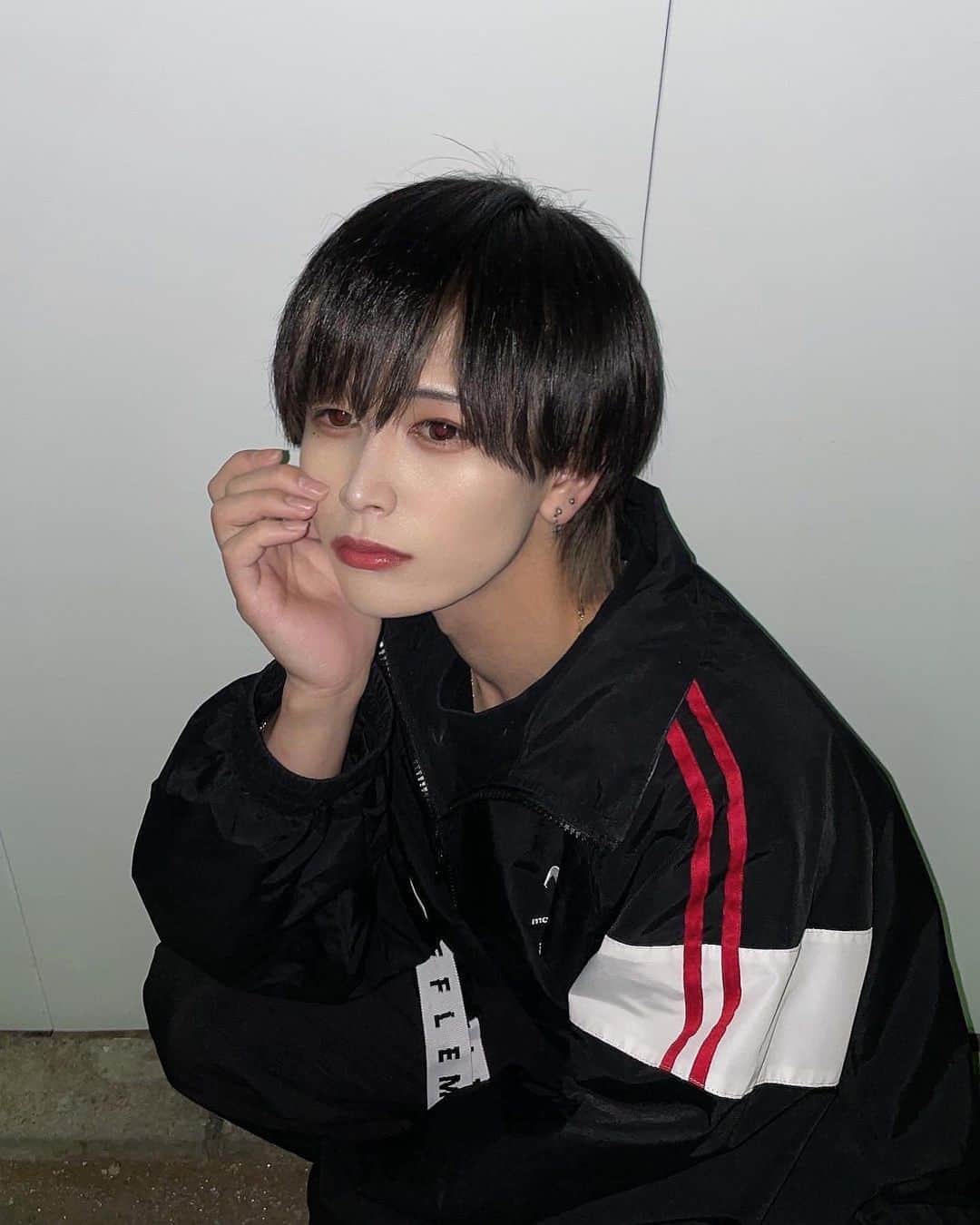 のインスタグラム：「迎えに来てくれるでしょ？🐶」