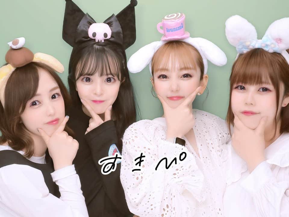 松崎博香のインスタグラム：「懐🖤 　 またサンリオピューロランド行きたい😊🫶🏻 私この時人生で初めて行ったよ✌🏻  みんなはサンリオどのキャラクターがすき？♡  #サンリオピューロランド #サンリオ好きな人と繋がりたい #サンリオ #ぷりんと倶楽部 #プリクラ #プリクラ加工 #instagood #instalike #instagood #me #fyp #like #맞팔 #좋아 #좋아요 #셀카」