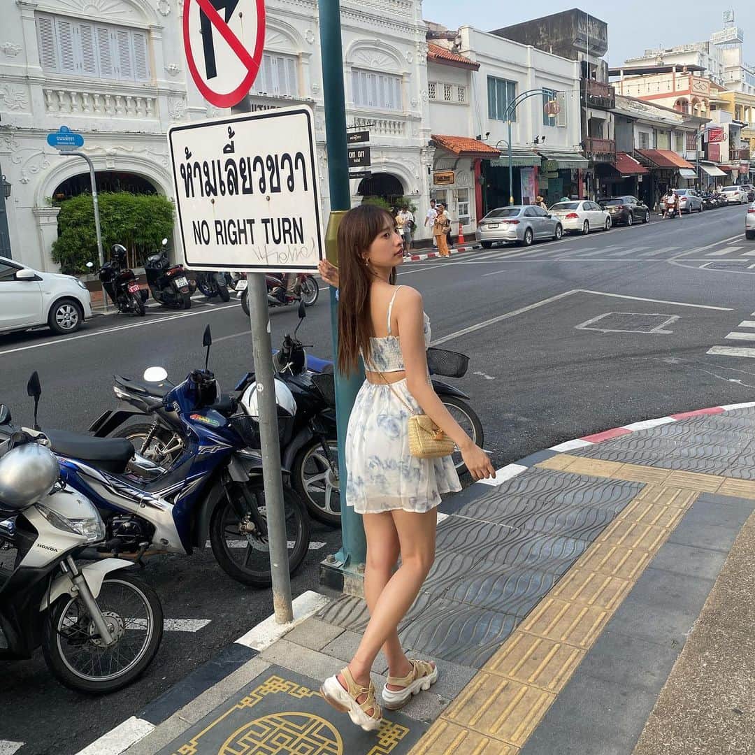 藤川らるむのインスタグラム：「人生初のプーケット 🌼𓂂𓏸」