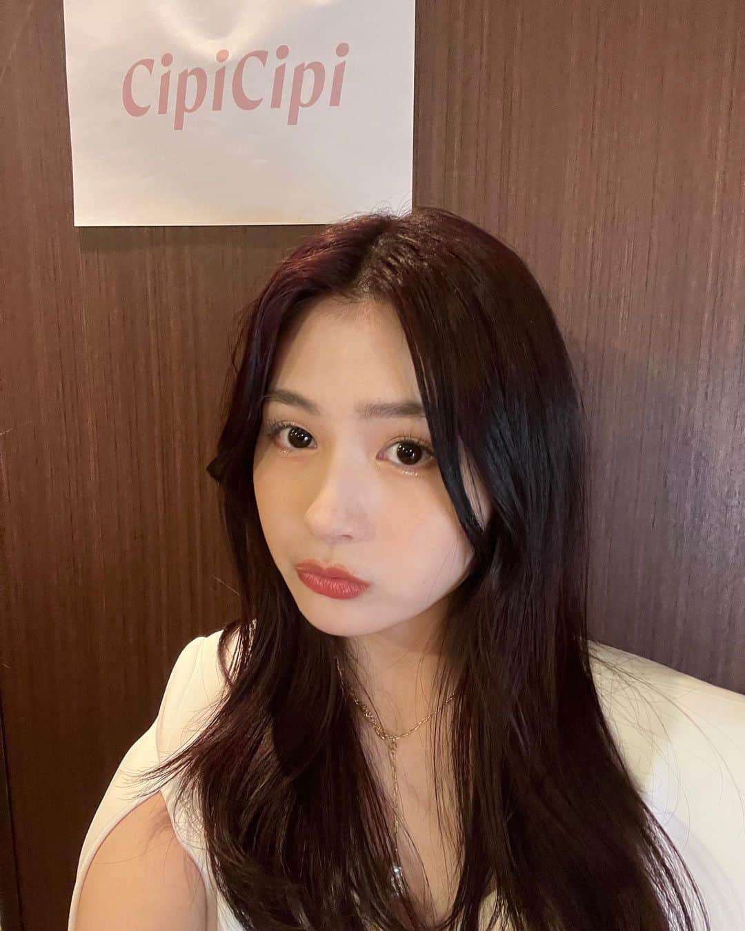 椎名亜美のインスタグラム：「#レインビューティフェス にて #cipicipi  ステージのメイクショーでモデルとして登壇させていただきました💄 初めての白湯メイクとっても可愛くしていただきました」