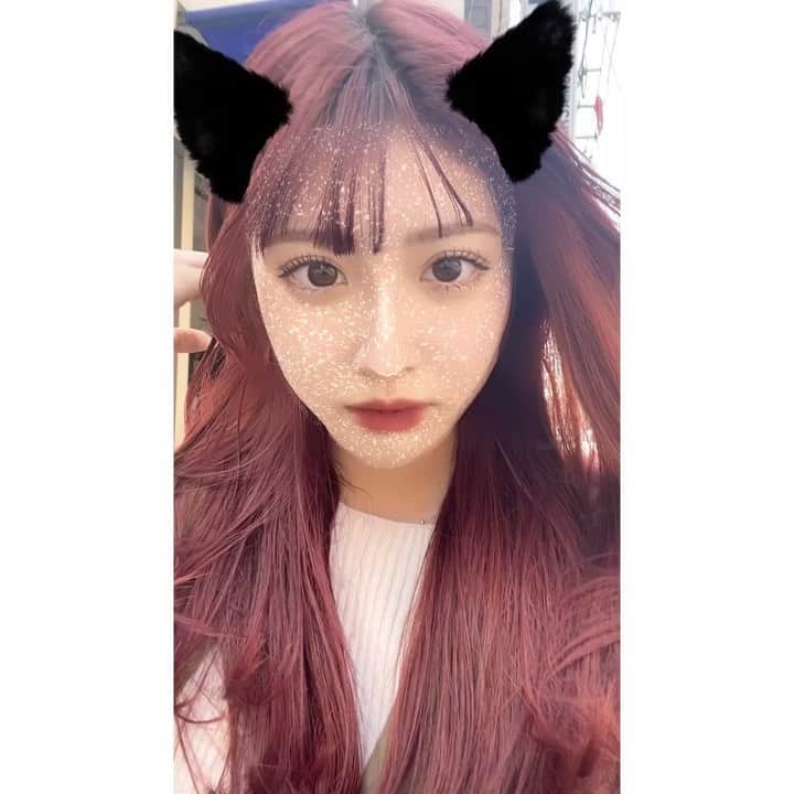 若林真帆のインスタグラム：「2枚目怒ってません 涙袋無いとよく勘違いされます  . フォロワー様1.3万人有難うございます\(^o^)/~💚」