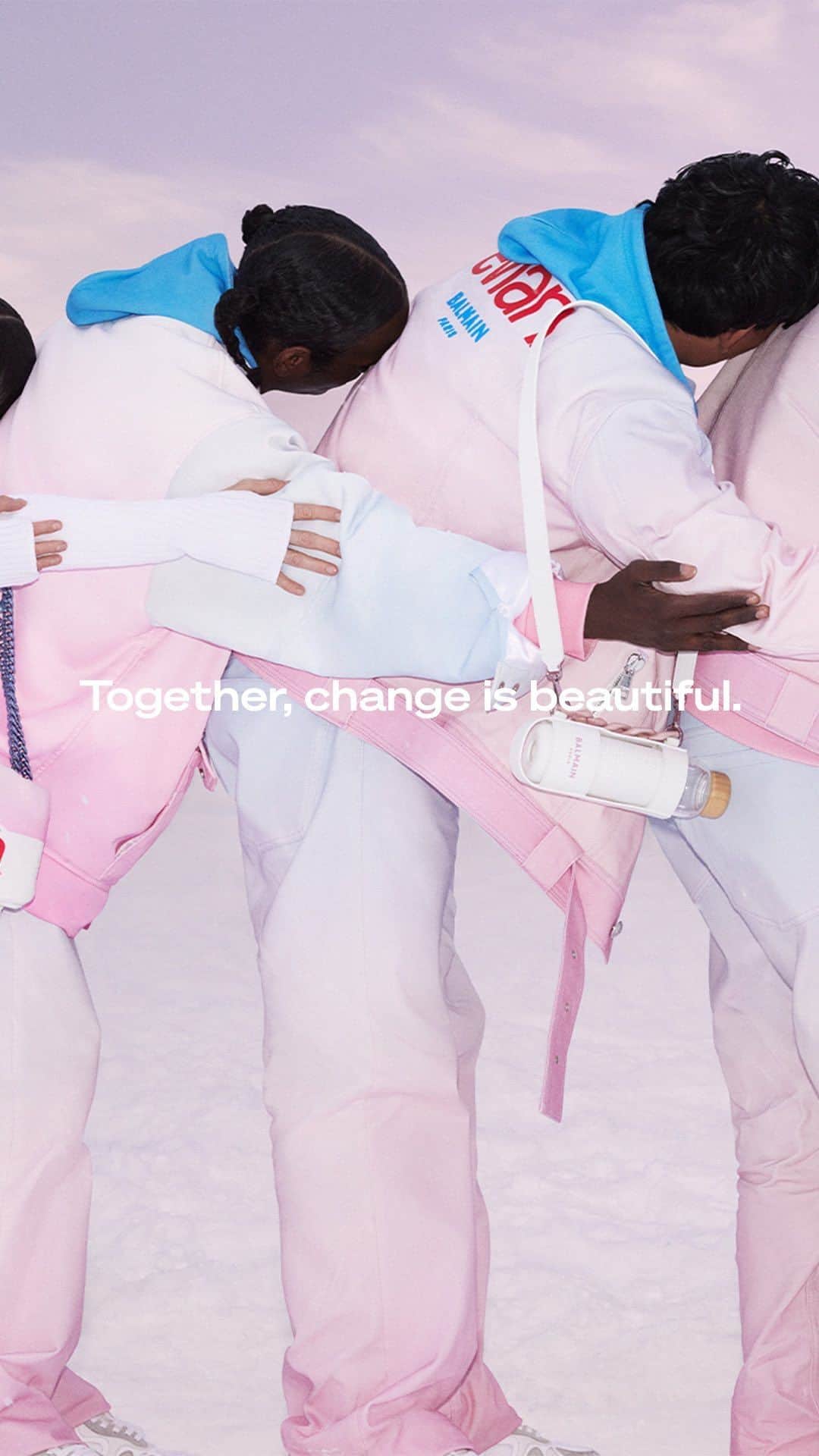 バルマンのインスタグラム：「TOGETHER, CHANGE IS BEAUTIFUL With an eye for beauty and a common love for nature, @balmain and @evianwater have teamed up once again, this time for a limited-edition capsule collection imagined through the shared belief that “Together, Change is Beautiful”.  Going beyond the traditional commercial offering, the line of eye-catching accessories and ready-to-wear — available in soft pastels reminiscent of both iconic French houses — relies on a range of innovative materials and techniques that aim to help envision a more sustainable future in fashion.  #BALMAINxEVIAN Now available on Balmain.com and in boutiques worldwide.  Director: @carlota_guerrero Choreographer: @leowalkinparis Dancers: @ccciano, @glorietta_reantaso, @mounia_nassangar, @andnose, @tristetaudis, @artkiu_s, @joelfllores, @iampraxedes & @guillemjimenezz」