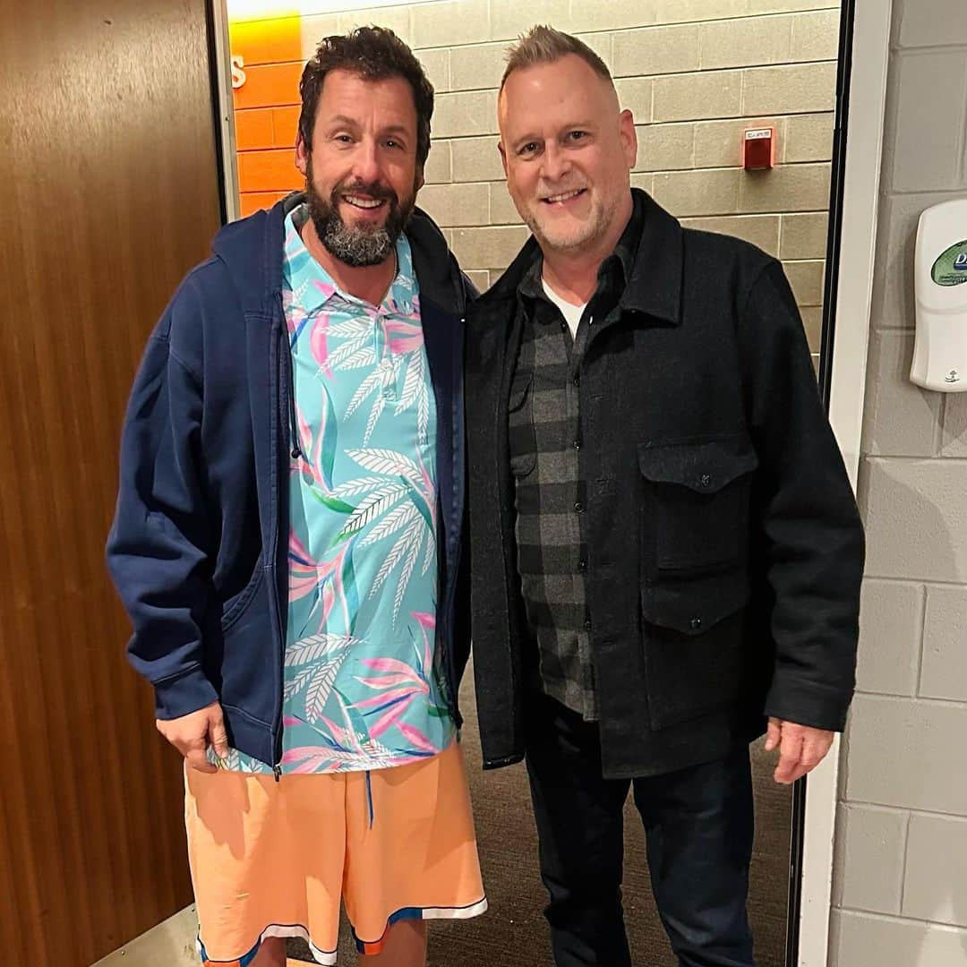 デイブ・クーリエさんのインスタグラム写真 - (デイブ・クーリエInstagram)「Had so much fun at Adam Sandler’s show last night. Saw some great comedy and friends. And I laughed my ass off!」4月18日 21時04分 - dcoulier