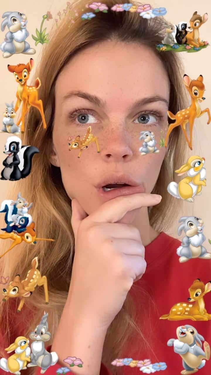 ブルックリン・デッカーのインスタグラム：「Pavlov’s dogs but instead of dogs, cats, and instead of a bell, it’s “Man, I feel like a woman.”」