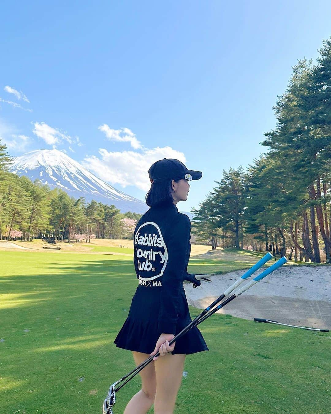 加藤夏歌さんのインスタグラム写真 - (加藤夏歌Instagram)「golf day ⛳️💚 . ゴルフがしやすい季節がやってきた♡」4月18日 21時46分 - _.nnk0728._