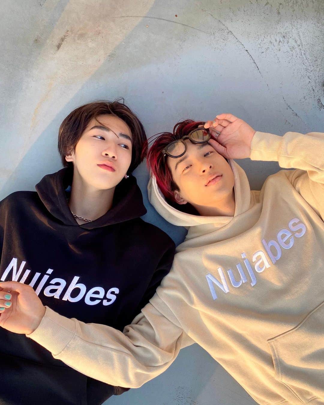 のインスタグラム：「🦨🐿️」