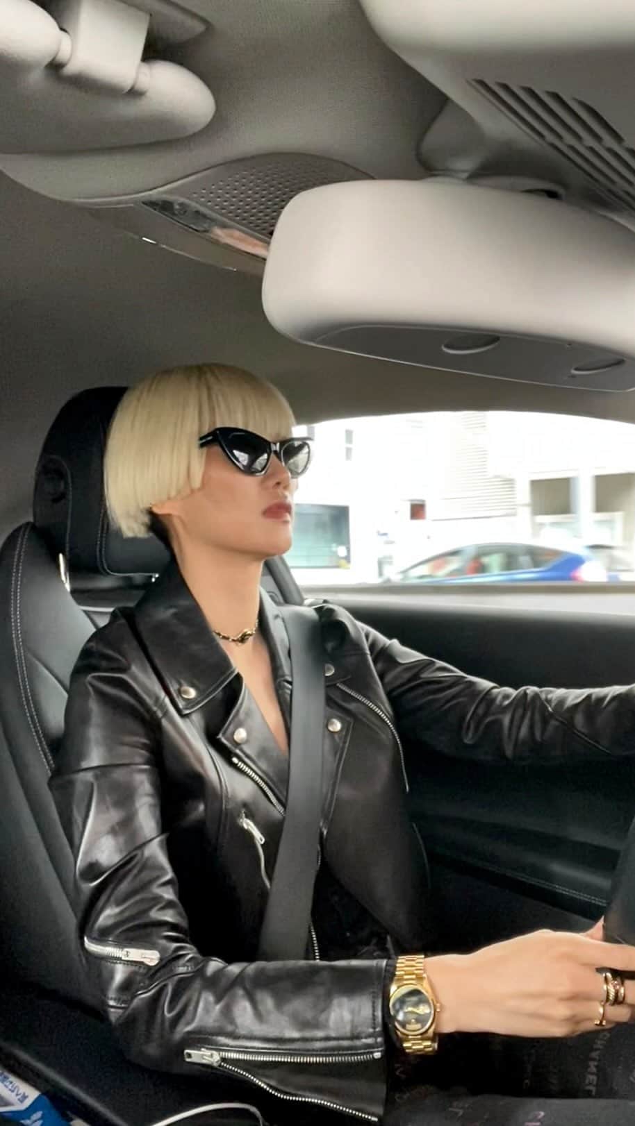 シェンのインスタグラム：「Didi driver in Tokyo😂🗼」