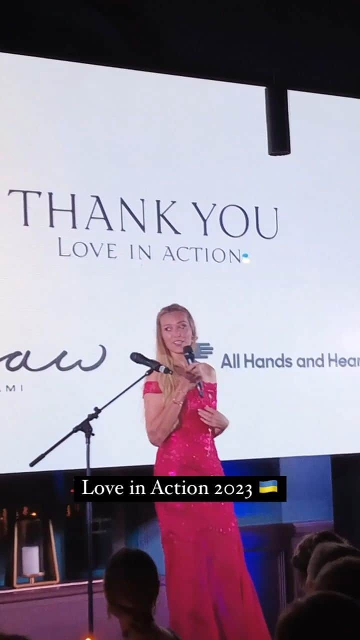 ペトラ・ネムコバのインスタグラム：「We want to thank everyone who attended last week’s “Love in Action Gala: Ukraine”. 🇺🇦  Your care and support makes a real difference in the lives of children and families who have been through unimaginable trauma because of the war.  The situation in Ukraine remains dire, @allhandsandhearts, together with @mykola_kuleba and @saveukraine.center, remain committed to support the most vulnerable children and families in desperate need and urge others to do the same.  Let us continue working together with compassion and empathy to help those in need. Thank you all for being a part of our #LoveInAction2023 at the amazing Ukranian owned @klawrestaurant. 🙏」