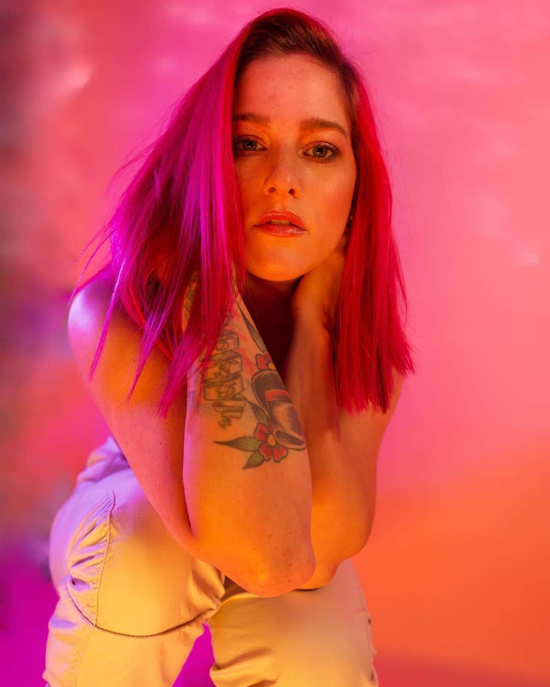 キャサディー・ポープのインスタグラム：「You could be everything I’m needing….」