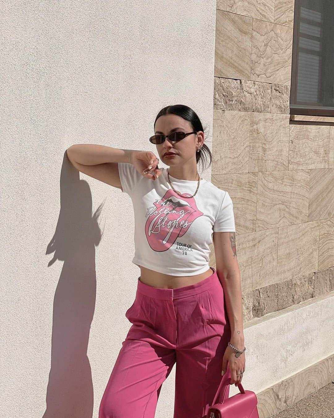 TALLY WEiJLさんのインスタグラム写真 - (TALLY WEiJLInstagram)「Pink paradise💗 angeline__m wearing our Top🔎631301 and Pants🔎625071」4月18日 23時01分 - tally_weijl