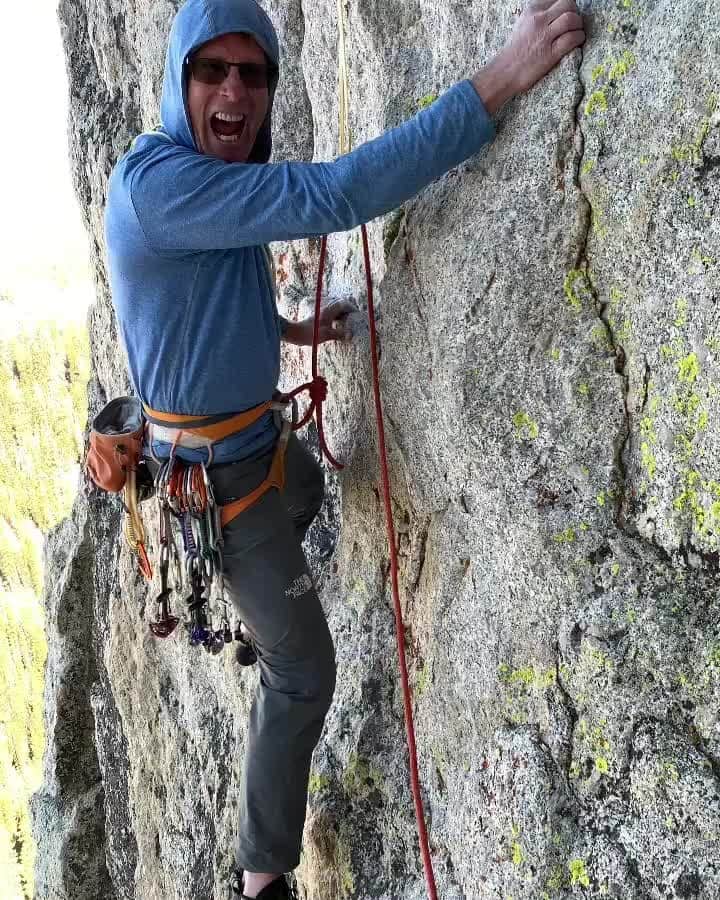 ジミー・チンのインスタグラム：「@conrad_anker always brings the psych.   @thenorthface」