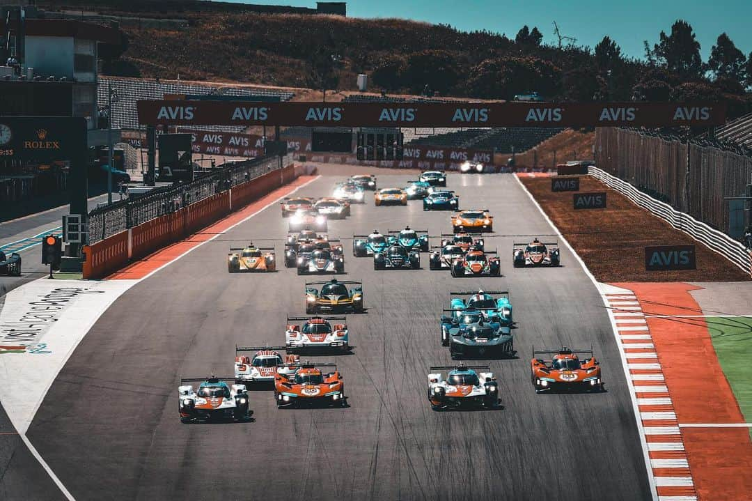 小林可夢偉のインスタグラム：「Drop some pic from last race @fiawec_official Portugal 🇵🇹   Still very very very very very very very very disappointed about results.  WEC第2戦ポルトガル戦写真投稿  まだモヤモヤ、イライラ収まらないので、  ファンの皆様、応援してくれて皆様、関係者の皆さま、早く忘れるようにして次のスパに照準を合わせます。」