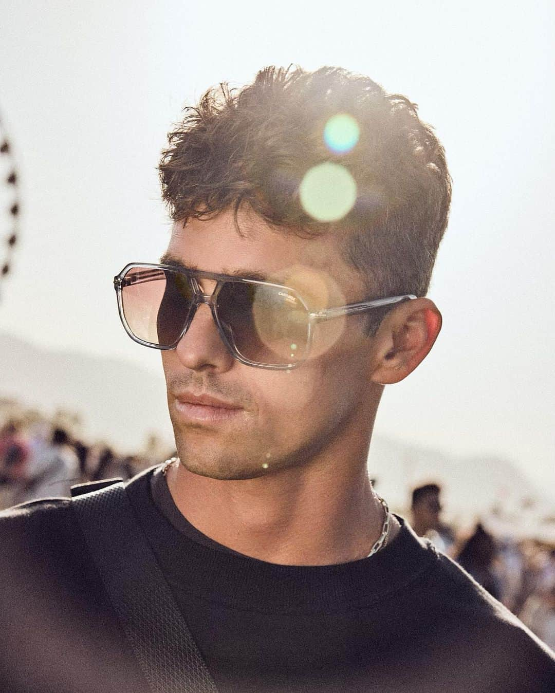 ジェイ・アルヴァリーズのインスタグラム：「Coachella 2023 was a time, love all my friends forever 🤍♾️  #carreraxcoachella #driveyourstory @carrera was」