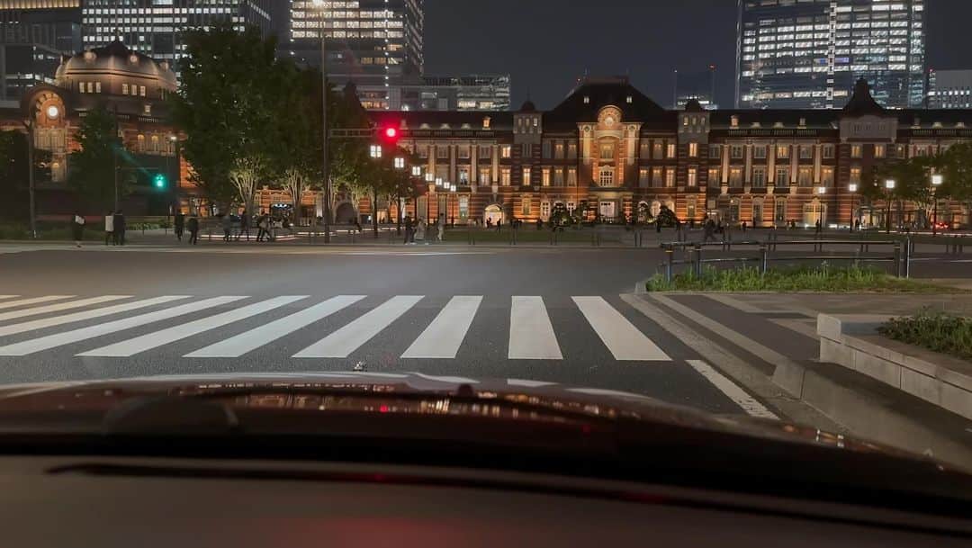 角田美喜のインスタグラム：「今日の東京駅🚗フル活動😊」