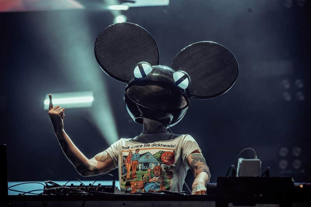 デッドマウスさんのインスタグラム写真 - (デッドマウスInstagram)「thx Santiago!!! <3   photo creds @leahsems」4月19日 1時09分 - deadmau5