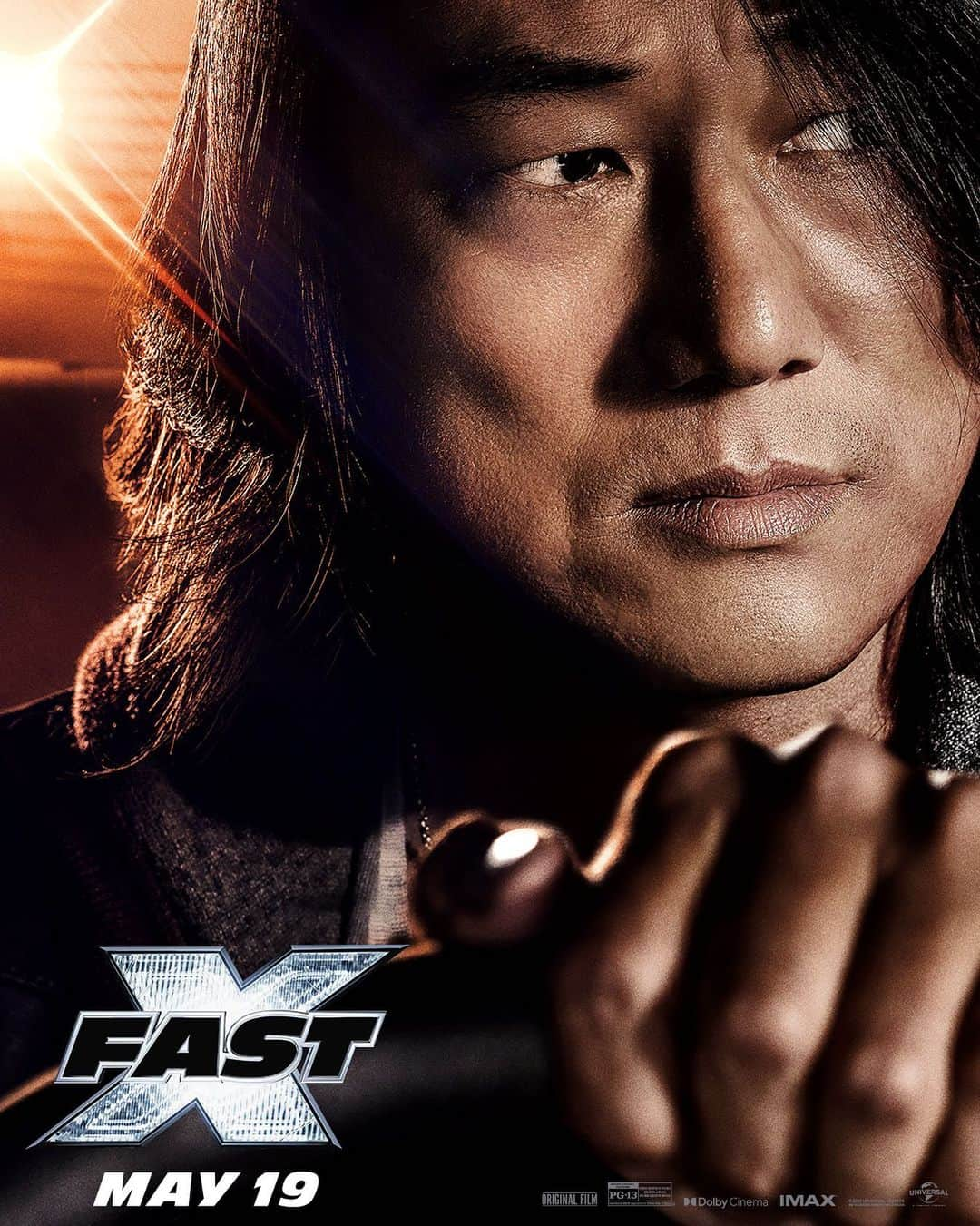 サン・カンのインスタグラム：「Hey Fam, want smooth caramely Photoshopped skin like me?  Create your own FastX poster here: FastXFamily.com -  www.FastXFamily.com is the film’s poster generator that allows fans to join the Fast Family.」