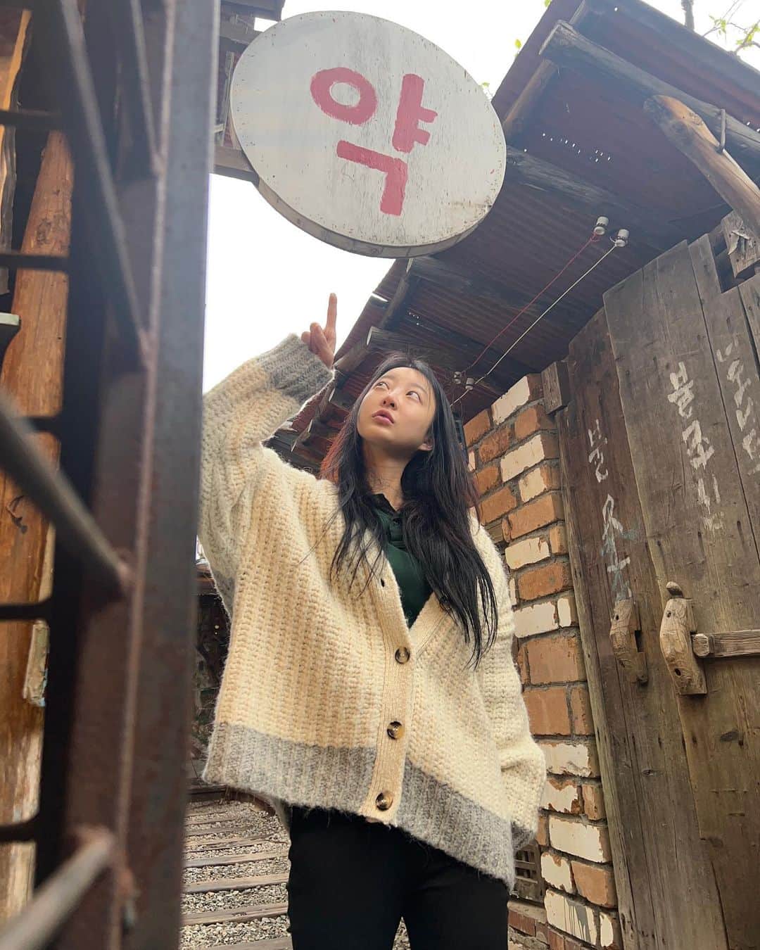 ヘリンのインスタグラム：「좋았다 #전주난장 은 스토리로 안올라가서 사진으로 📷」