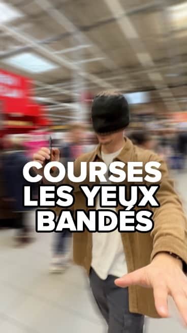 Carrefour Franceのインスタグラム：「À droiiiite 😂  Vous voulez un épisode 2 ? 👀  #carrefour #yeuxbandés #courses」