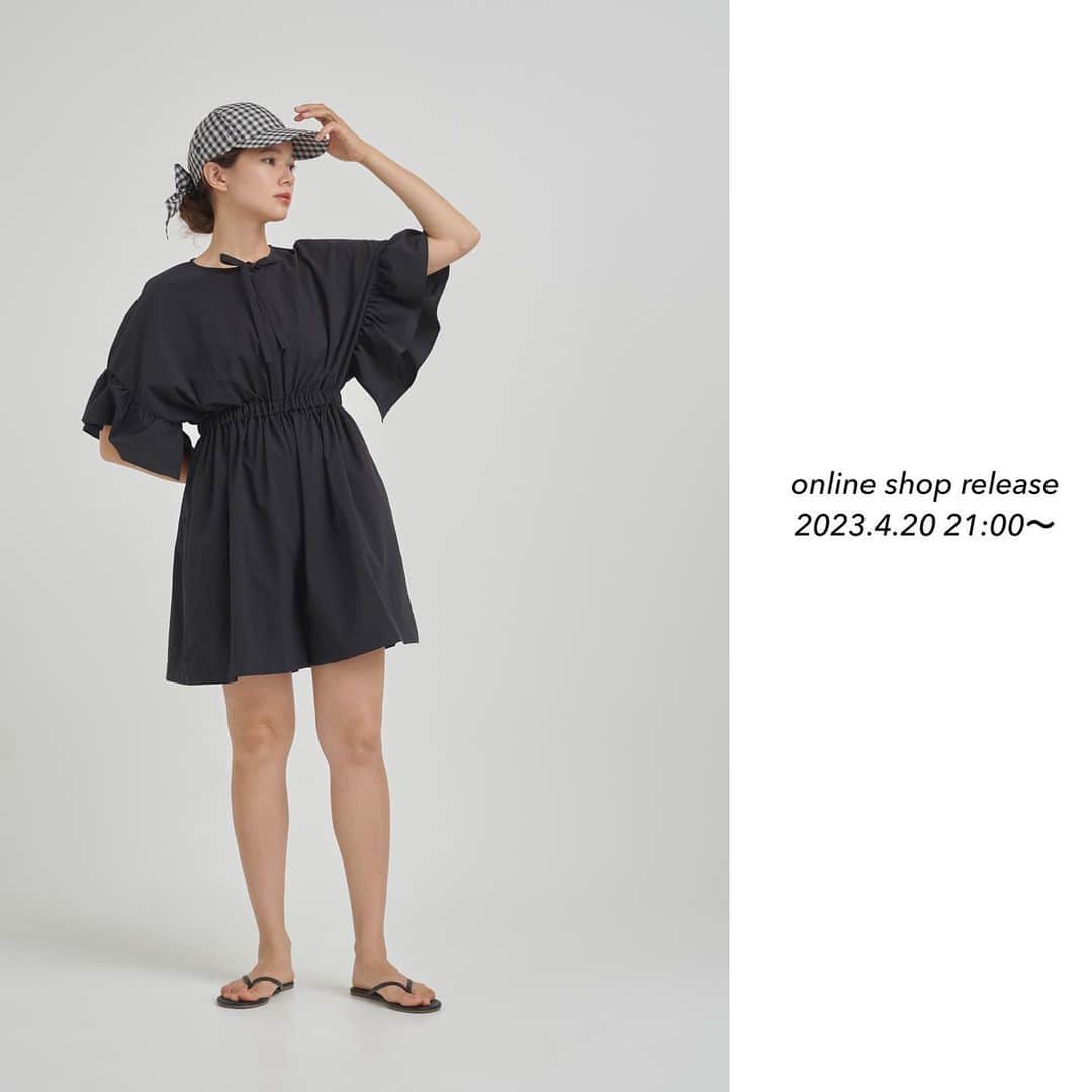 yoriのインスタグラム：「*online shop release*  4/20 pm21:00〜 2023spring  mizugiwaシリーズ新作が 入荷致します！  詳細はonline shopを ご覧下さい！  #速乾ストレッチコンビネゾン #yori刺繍サンブロックキャップ #ギンガムチェックサンブロックキャップ  #yori_japan」