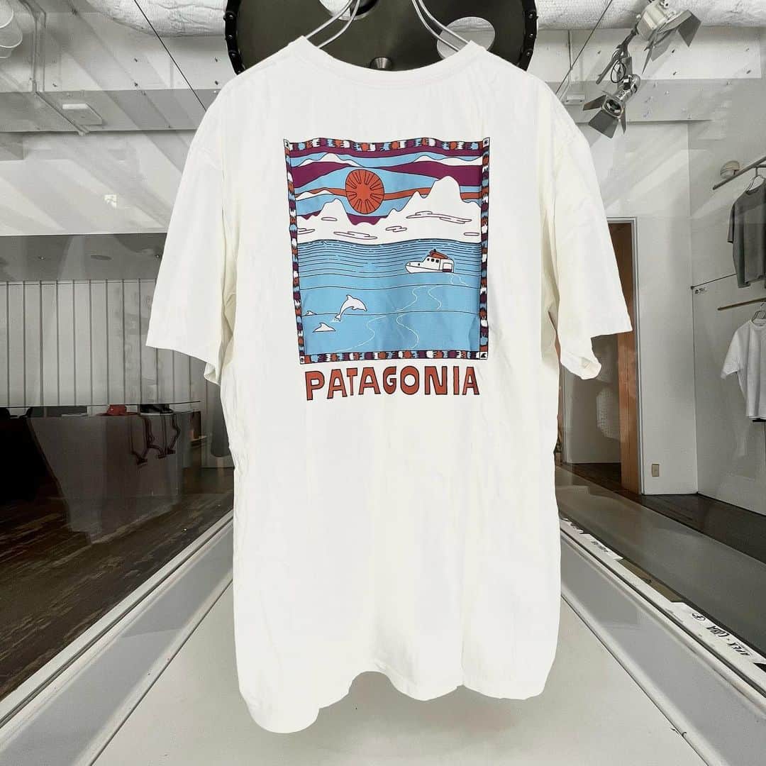 のインスタグラム：「Patagonia  @patagonia  @patagoniajp  ・ 75-08-0353-403 Patagonia Summit Swell Organic Tee ¥5,940-  商品に関するお問い合わせはお電話、DMにて承ります。 TEL 03-3470-8601 #patagonia #beamst」