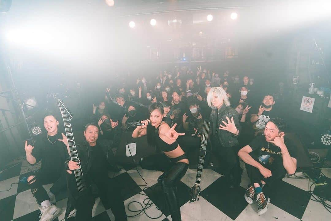 あゆむさんのインスタグラム写真 - (あゆむInstagram)「Thank you 聖剣フェス⚔️❤️‍🔥lml   #serenityinmurder  #聖剣フェス  #メタルは裏切らない」4月19日 12時27分 - aym_lml