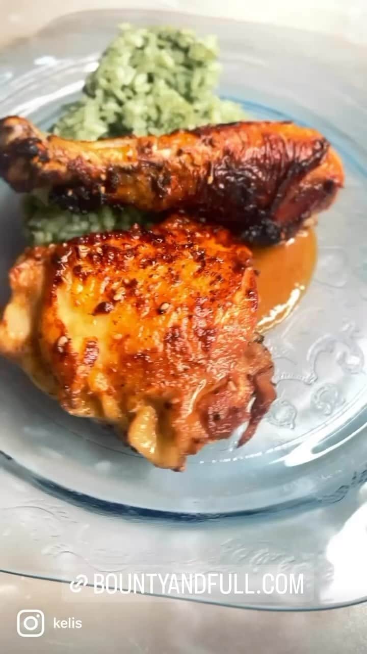 ケリスのインスタグラム：「Ginger sesame glaze is back and better then ever . This sauce is amazing with chicken , veggies , steaks , noodles and amazing as a salad dressing ! You have to try this sauce . With all natural ingredients you will love it . Bountyandfull.com」