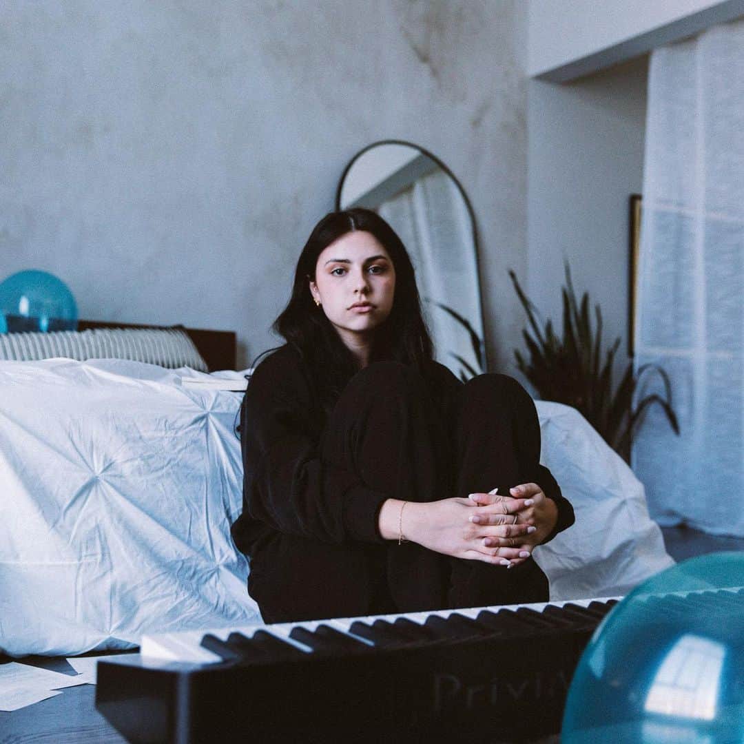 サウンドクラウドのインスタグラム：「We're "emotionally invested" in @savannaleigh and her new single 😘😭 Check it out at the link in our bio 🔥」