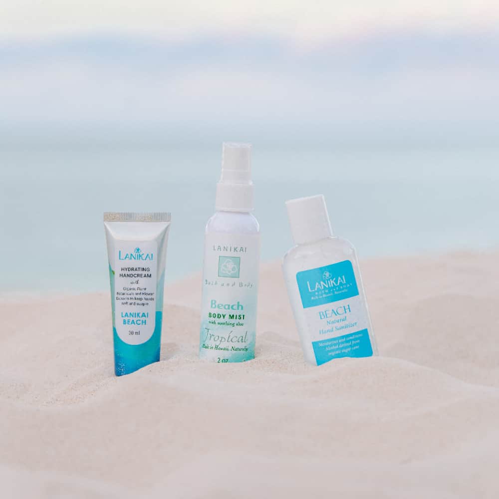 Lanikai Bath and Bodyさんのインスタグラム写真 - (Lanikai Bath and BodyInstagram)「With its cool, fresh scent and a subtle hint of warmth, Beach is the perfect fragrance for those who want to capture the essence of a day spent basking in the sun and surf. Whether you're headed to the beach or simply want to evoke the feeling of being there, Beach from Lanikai is the ultimate fragrance for both men and women.  About our fragrance~ At the heart of Beach is the exquisite aroma of orchid flowers, which are perfectly complemented by the sweet and delicate notes of rosewater and heliotrope petals. The fragrance then transforms with the addition of vanilla flower, musk, and sun-soaked amber - the perfect combination of warmth and sensuality that brings the beach to life.」4月19日 5時00分 - lanikaibathandbody