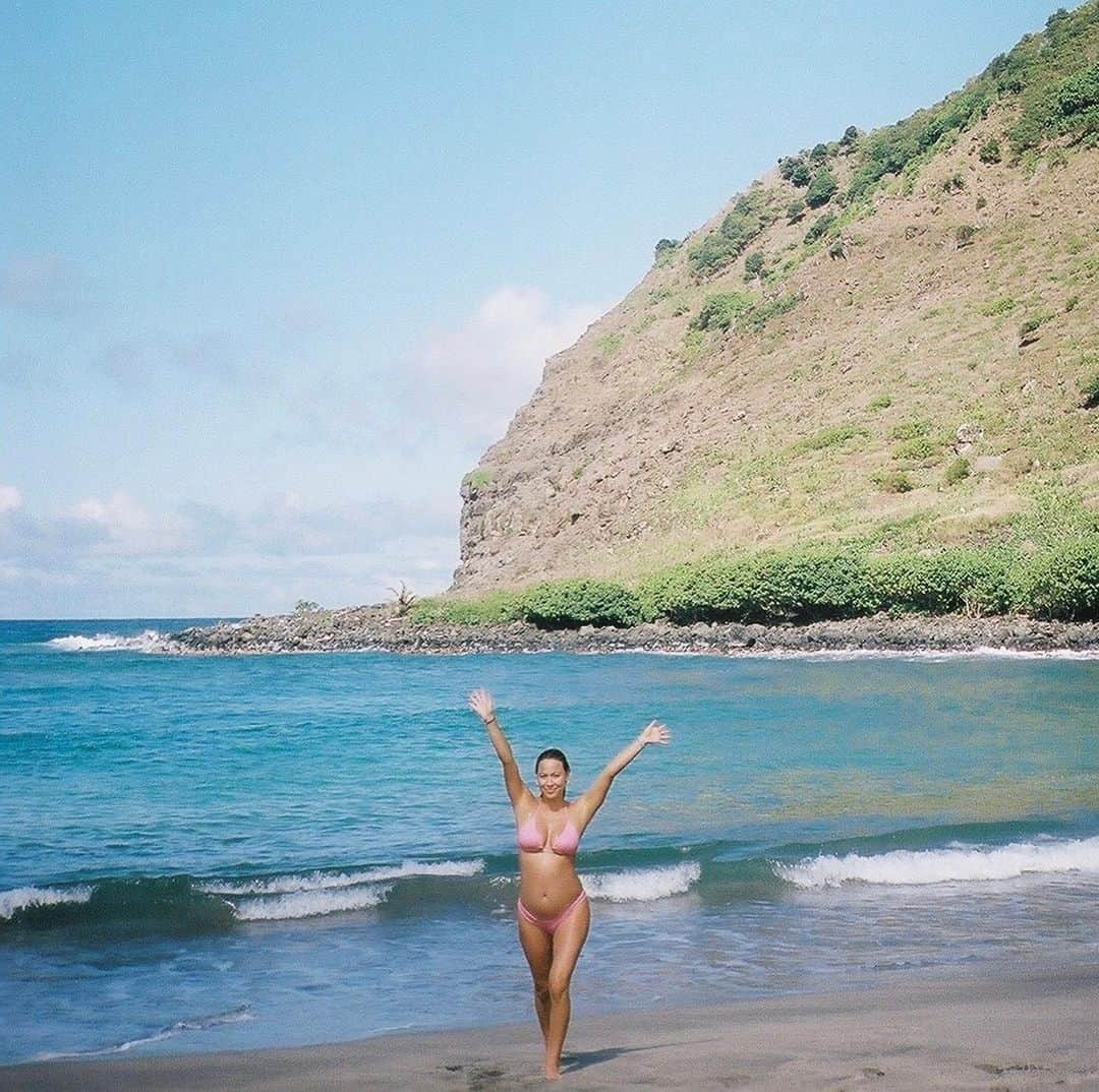 ティア・ブランコさんのインスタグラム写真 - (ティア・ブランコInstagram)「Girls trip to Molokai w all my hawaii beauties 🏝️🤠」4月19日 6時44分 - tiablanco