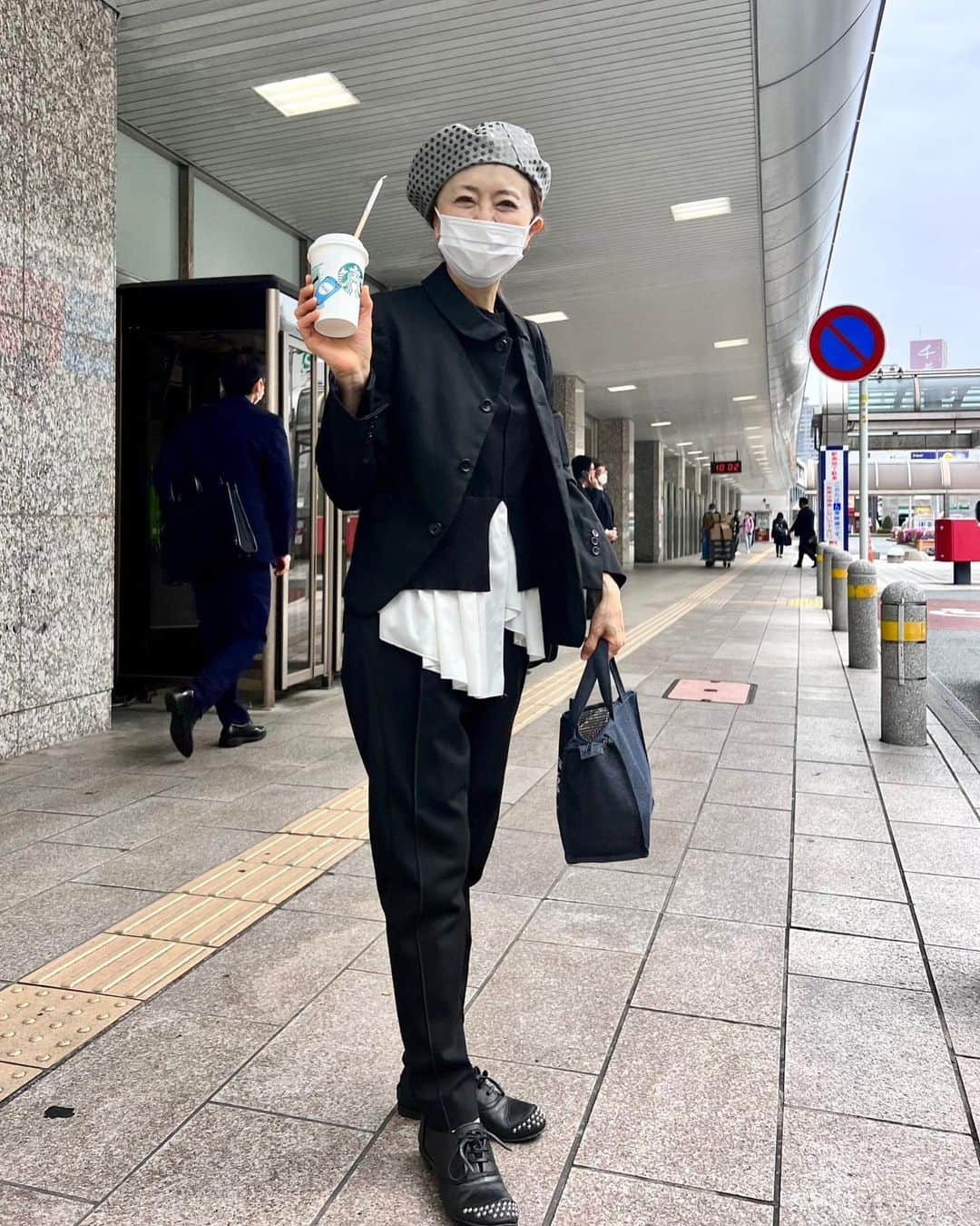 熊谷真実さんのインスタグラム写真 熊谷真実instagram「東京行ってきます、 スムージー作ったよ。 美味しい。 さて、 こまつ座 