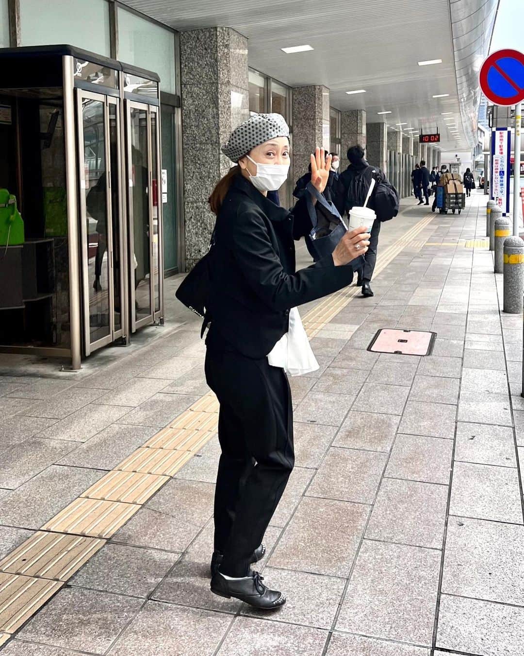 熊谷真実さんのインスタグラム写真 熊谷真実instagram「東京行ってきます、 スムージー作ったよ。 美味しい。 さて、 こまつ座 