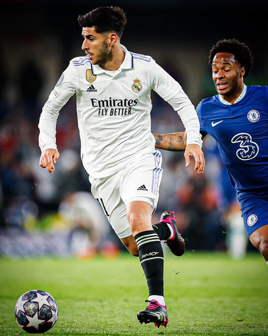 マルコ・アセンシオのインスタグラム：「Objetivo cumplido! ✅ 💪🏽 Siguiente reto las semifinales! Seguimos ⚔️⚪️ #HalaMadrid #UCL」