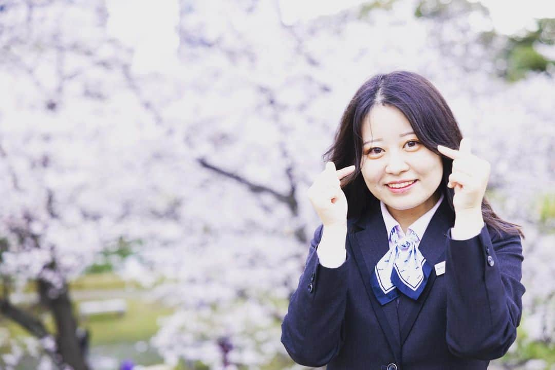 km観光タクシーのインスタグラム：「Shibarikyu Garden  #tokyotour #tokyolife #tokyonow #tokyotrip #tokyotravel #tokyojapan #tokyotokyo #tokyosightseeing #tokyotourism #tokyophotography #tokyosnap  #tokyocity  #visittokyo #mytokyois  #kmタクシー #東京観光  #国際自動車」