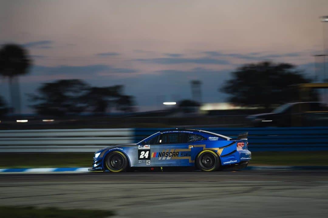 ジェンソン・バトンのインスタグラム：「We’ve just wrapped up the last test here in @sebringraceway for the @nascarg56 crew where we had wet, dry and night testing in the #24. It’s time for @teamhendrick to strip her down, build her up and ship to the @24heuresdumans! Looking forward to working with my teammates @jimmiejohnson @mike_rockenfeller & @jordan10taylor (coach!) & the @nascarg56 team at the 100th running of LeMans 24 🙏🏽  Who’s ready to see and hear this beast on the circuit de La Sarthe? (LeMans!)」