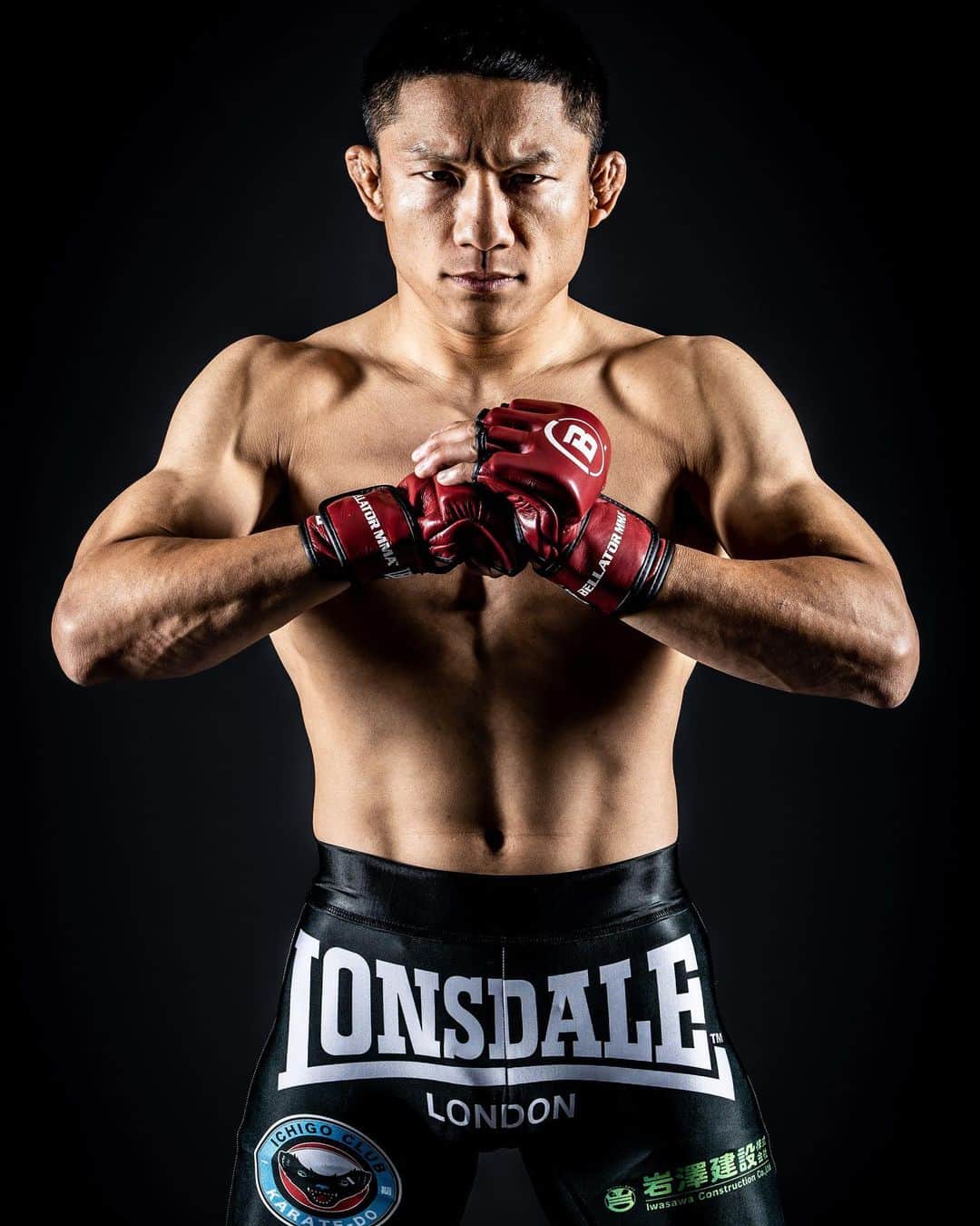 堀口恭司のインスタグラム：「Almost time !!! #Bellator295」