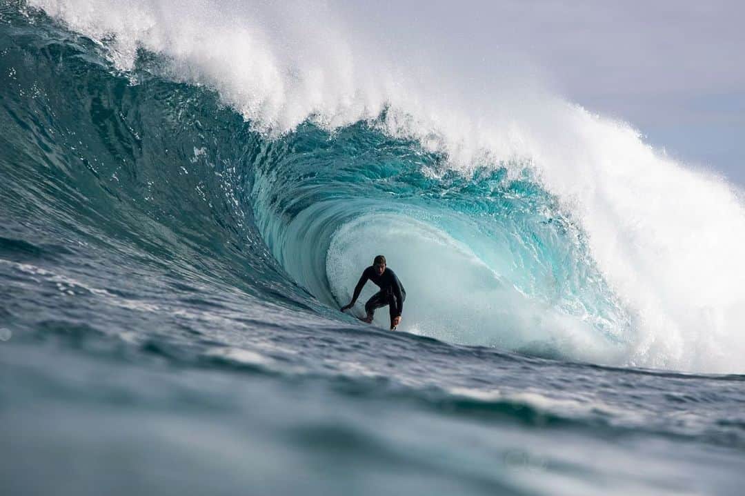 ジョン・ジョン・フローレンスさんのインスタグラム写真 - (ジョン・ジョン・フローレンスInstagram)「Love surfing good waves again 😂」4月19日 9時45分 - john_john_florence