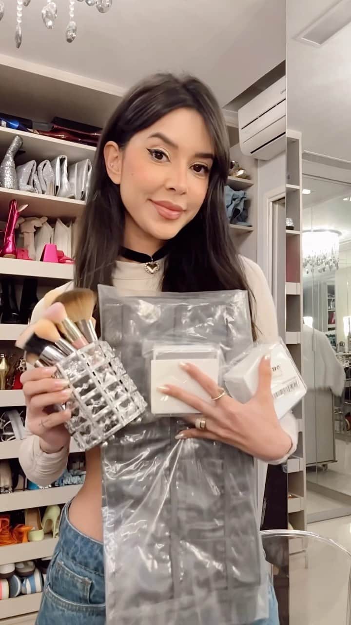 Gabriela Salesのインスタグラム：「Comprinhas (dessa vez não aleatórias kkk) de organização na shein! De qual vcs mais gostaram? Gravo mais diquinhas assim? ✨✨✨」