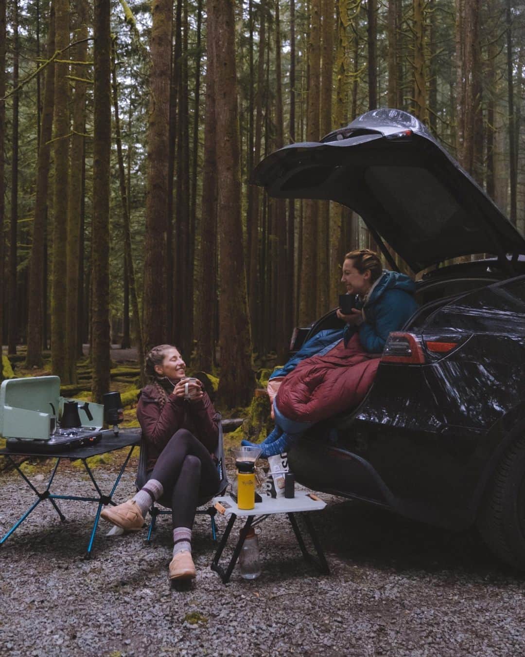 REIのインスタグラム：「Car camping season is here. 🫶   To celebrate, @Hipcamp is giving REI Co-op Members $30 off one booking in 2023 if they book before May 6.  #REIpartner: @vagabondhearts」