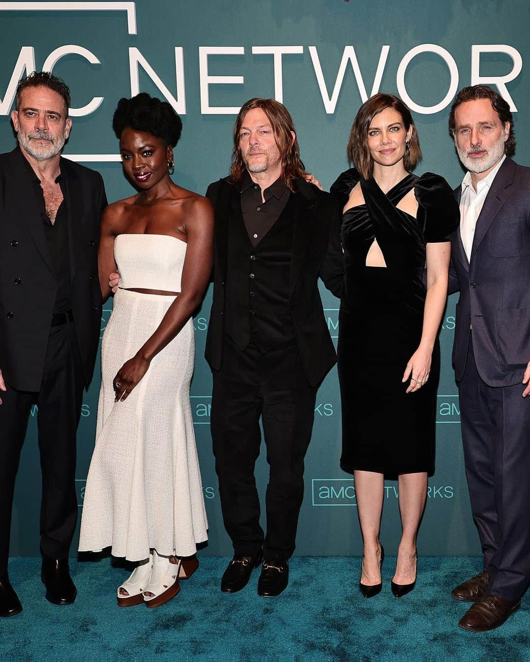 Just Jaredさんのインスタグラム写真 - (Just JaredInstagram)「The cast of #TheWalkingDead were back together again at the 2023 AMC Upfronts tonight, promoting all their upcoming spinoffs! #AndrewLincoln #DanaiGurira #NormanReedus #JeffreyDeanMorgan #LaurenCohan #HilarieBurton #ClemencePoesy #KiowaGordon Photos: Getty」4月19日 10時21分 - justjared