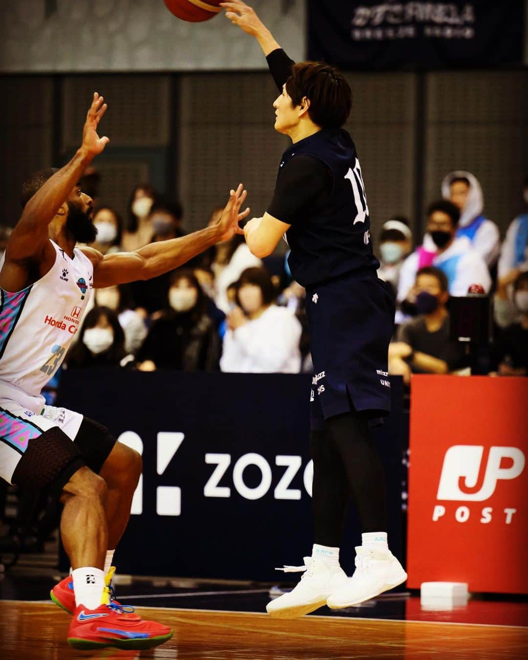 岡田優介さんのインスタグラム写真 - (岡田優介Instagram)「Let's go Altiri🔥  #ALTIRICHIBA #BLEAGUE #アルティーリ千葉 #Bリーグ 📷 by @say_ohmura」4月19日 20時26分 - ysk_okada