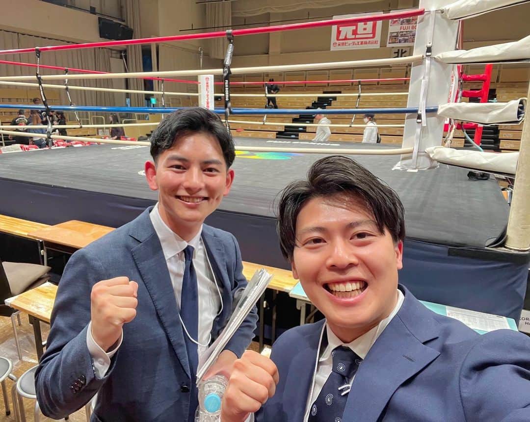 大川立樹のインスタグラム：「. 勝野アナがボクシングデビューでした！  研修を重ねて、練習を重ねて、遂にデビューでした！  ボクシング班の力になれるよう精進していきます！  #ボクシング　#boxing」