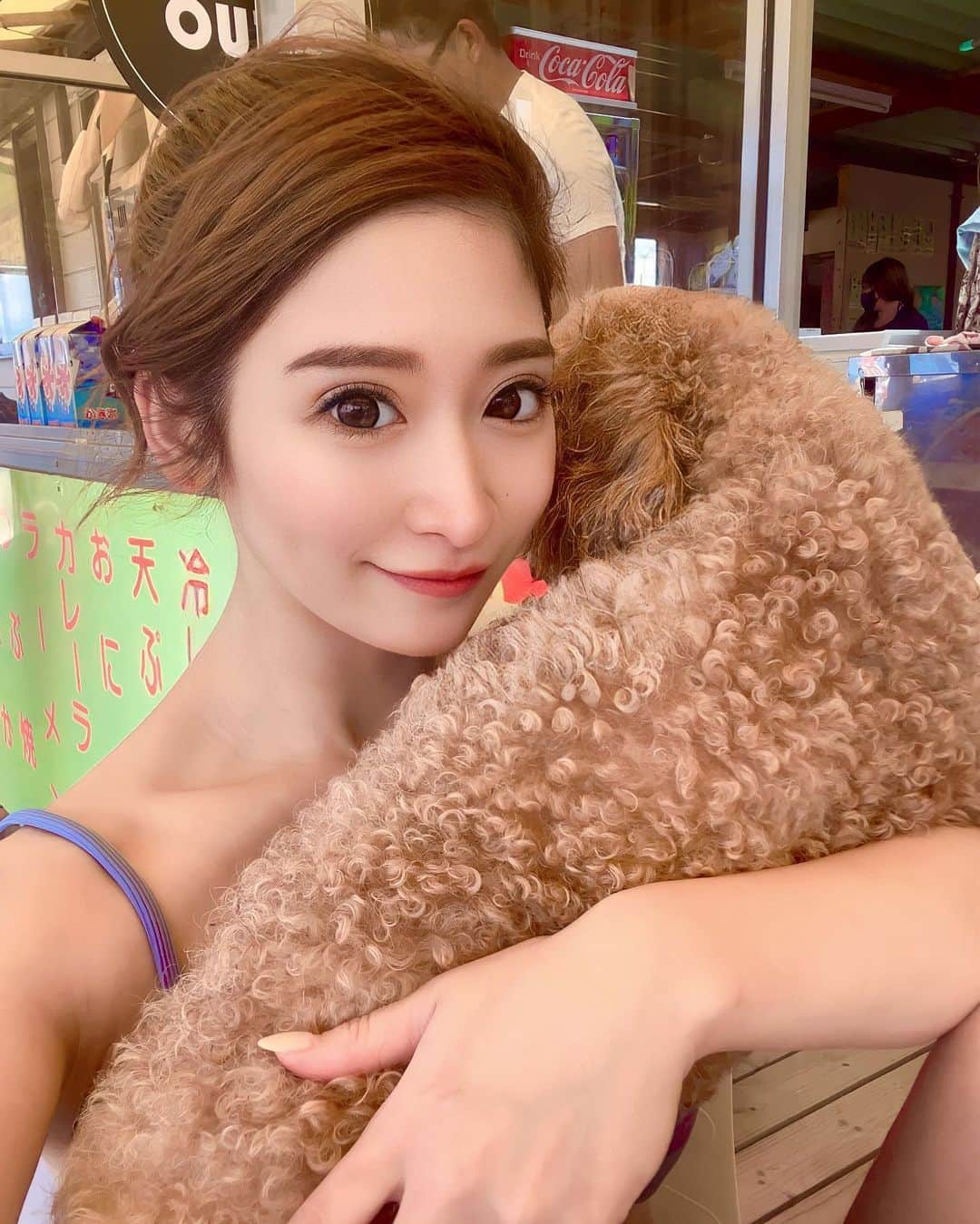 美波あいかのインスタグラム：「昨日はたくさんありがとうございました☺️♥️ 今日も楽しくなりますように🫶♥️♥️  北海道は海入れるまで後3ヶ月😢 今年も毎週海行くよ せっかくジェットの免許もとったから いっぱい乗りに行きたいな😳  #バルセロナグループ #Fillia #フィリア #札幌 #さっぽろ #すすきの #ススキノ #キャバクラ #キャバ嬢 #キャバクラ嬢 #ニュークラブ #ニュークラ #ニュークラ嬢 #キャバ #ホステス #ラウンジ #すすきのキャバクラ #すすきのキャバ嬢 #すすきのグルメ #札幌観光 #美人 #美女 #可愛い #可愛い女の子 #かわいい女の子 #銀座 #北新地 #錦 #中州 #六本木」