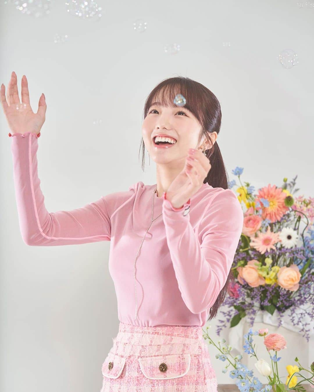 本田真凜のインスタグラム：「📷🌸 あっという間に明後日〜！ . 4/21 金 18:00  🫧official goods START🫧」