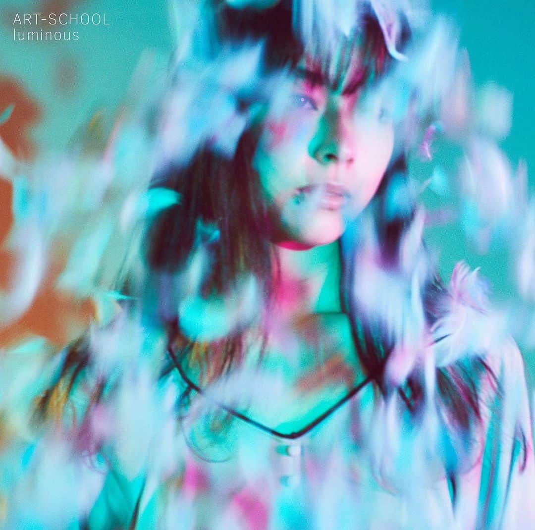 武イリヤのインスタグラム：「ART-SCHOOLさんの新しいアルバム「luminous」のジャケ写のお仕事をさせていただきました！ ぜひとも👍  #artschool さん」