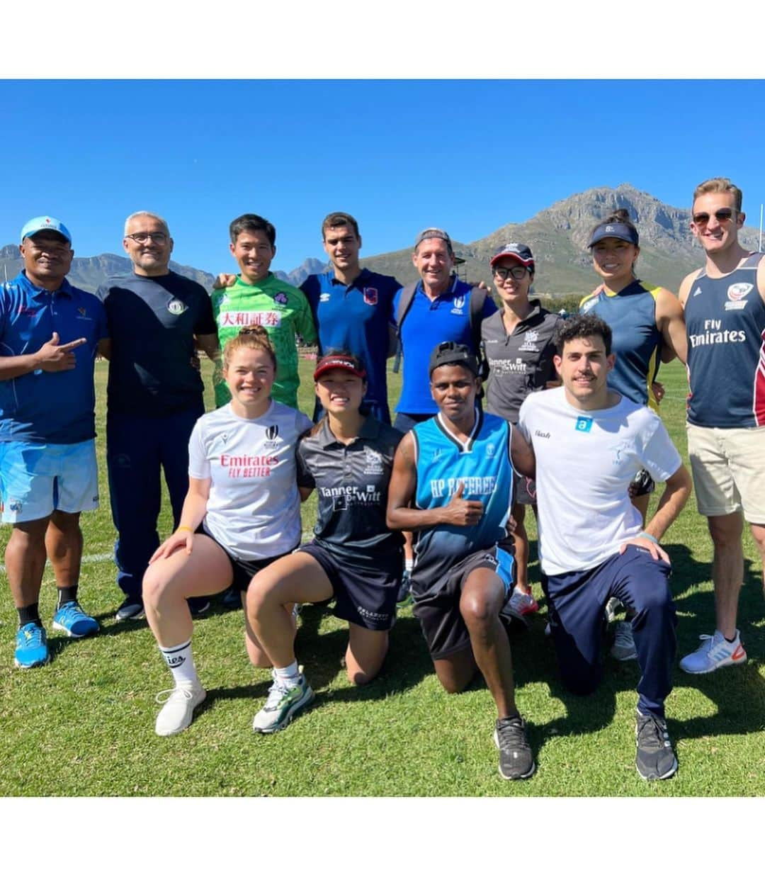 桑井亜乃さんのインスタグラム写真 - (桑井亜乃Instagram)「※ 南アフリカに来ています🇿🇦 Match Official Referee Academy  1週間のレフリー研修が終わりました🏉 英語での座学、S&C、ゲームレフリーと1週間濃い時間を過ごさせてもらいました！！ 初日にみんなでテーブルマウンテン⛰に行ったり、移動日には馬に乗ったり🏇、ワイン農園に行ったり🍾  📸写真は全てレフリー研修期間！  日曜日に1週間お世話になった皆さんとお別れをして、場所を移動してチャレンジャーシリーズのメンバーと合流🏉  明日から、ワールドラグビー・チャレンジャーシリーズがはじまります。 １大会1試合を大切にして、今よりも成長できるように、そして感謝の気持ちをもってトーナメントに参加してきます。  いつもありがとうございます✨  #WORLDrugby #challengerseries #SouthAfrica #南アフリカ #CapeTown #Stellenbosch #rugby7s #ラグビー #ラグビー日本代表 #サクラセブンズ #ラグビー #rugby #女子ラグビー #レフリー #referee #八木橋百貨店 #canterbury #puma #大正製薬 #五反田病院 #きたもと脳神経外科クリニック #解説 #コメンテーター #commentator #フィットネス女子 #女子アスリート #anokuwai #worldseries #オリンピック」4月19日 21時25分 - ano.1020