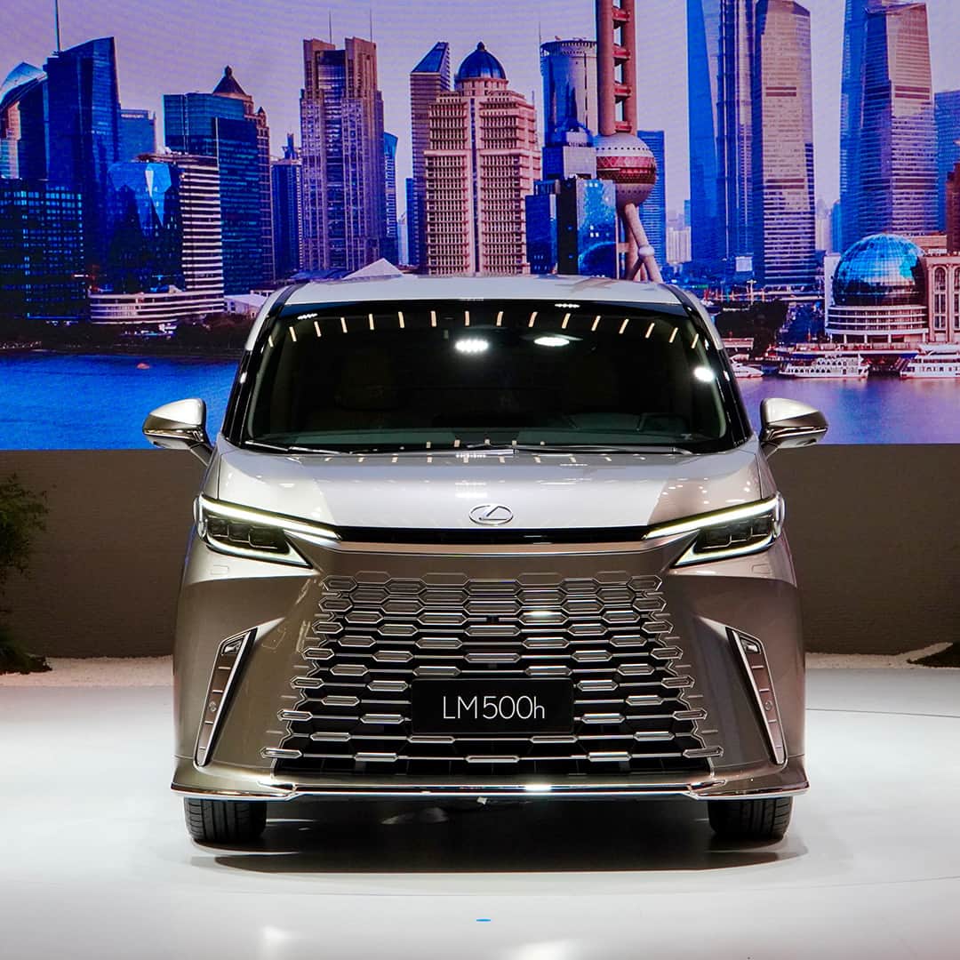 LEXUS / レクサスさんのインスタグラム写真 - (LEXUS / レクサスInstagram)「-The all-new Lexus LM-  #Lexus #LexusLM #ExperienceAmazing #shanghaimotorshow」4月19日 13時00分 - lexus_jp