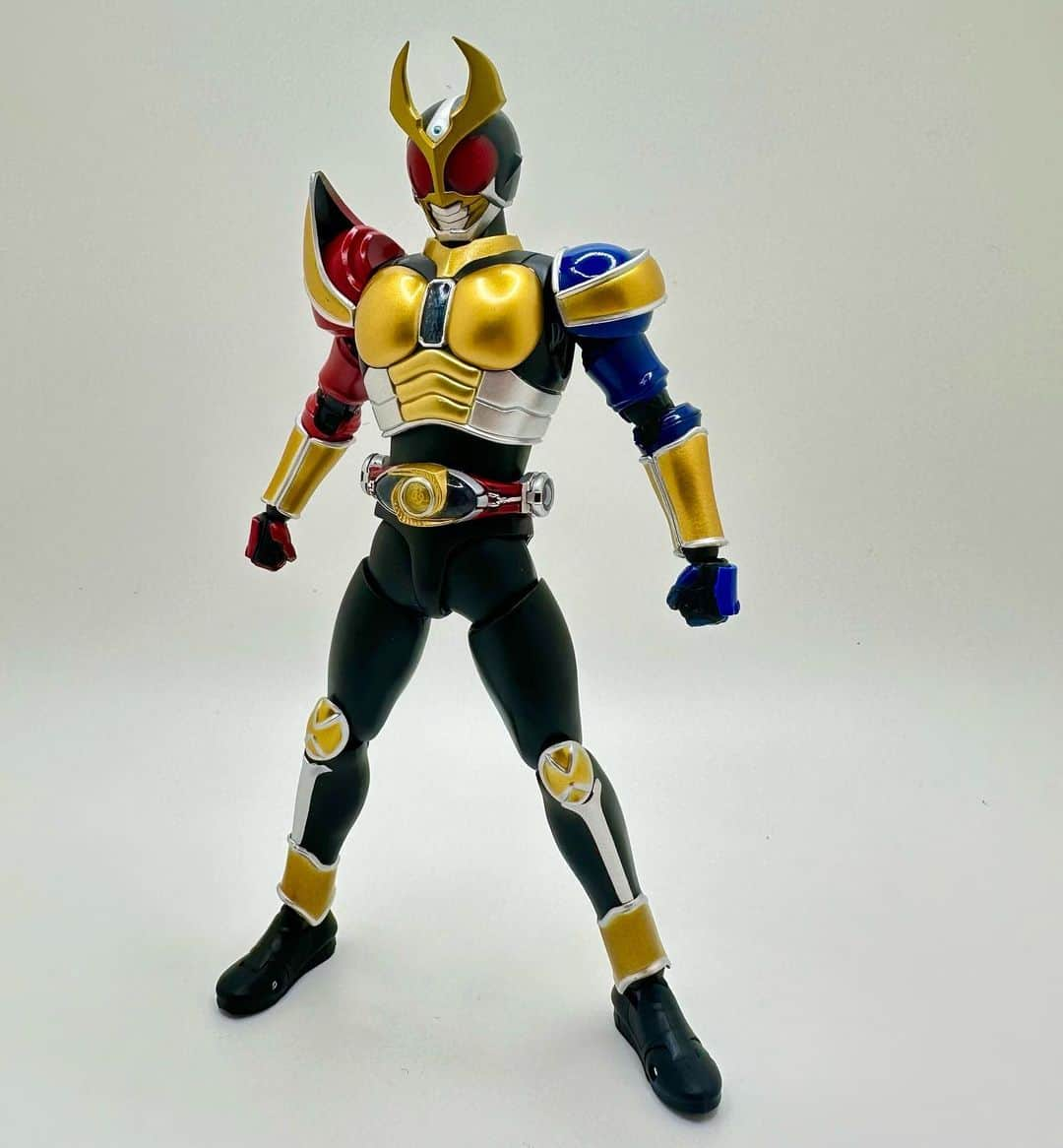 落合福嗣のインスタグラム：「#真骨彫製法  #仮面ライダーアギト  トリニティフォーム！  アギト系から新商品が出るとは！ かっこいい！」